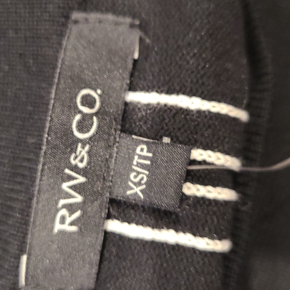 NWT RW & CO black & white knit fit and flare dress - Picture 4 of 5